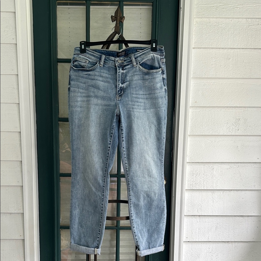 Judy Blue Boyfriend Fit Light Wash Jeans size 13 / 31